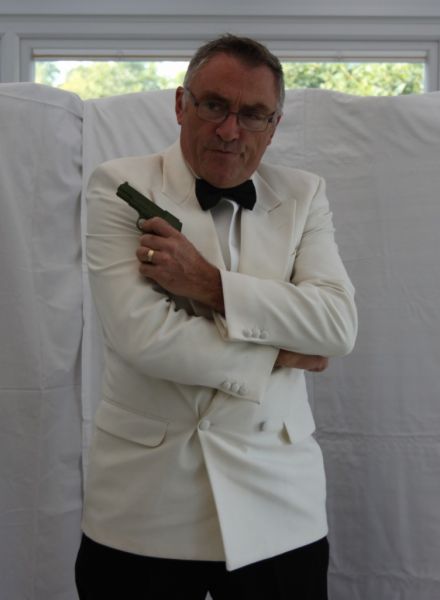 Childrens james clearance bond fancy dress